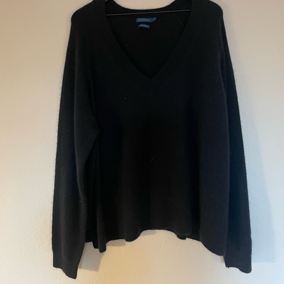 Biltmore Sweaters - Over sized cashmere sweater